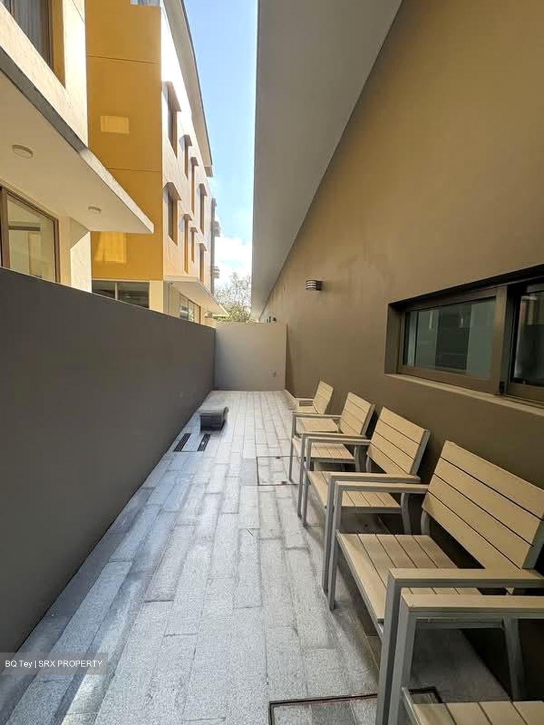 East Coast Avenue (D15), Terrace #547133861